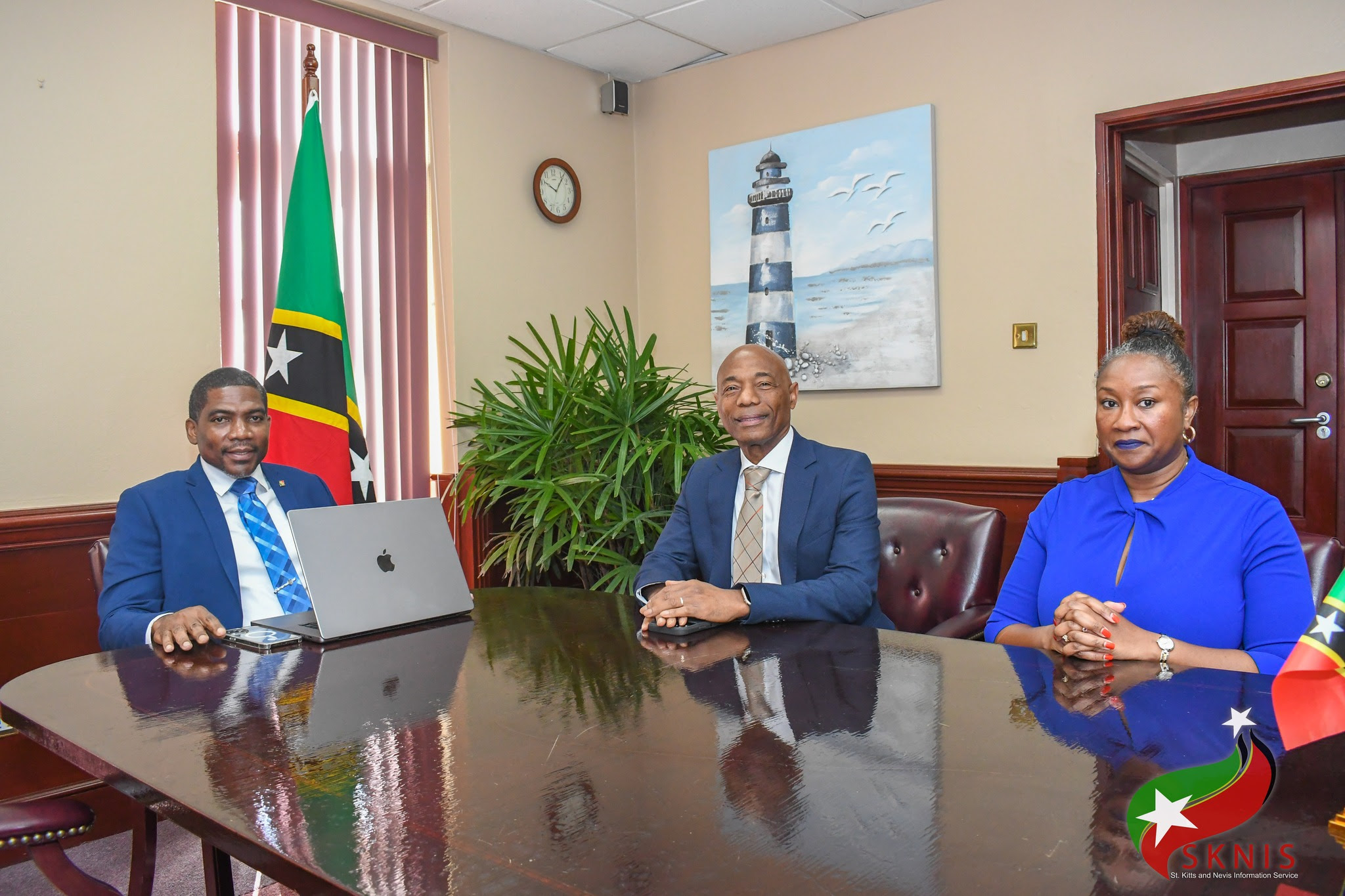 Courtesy Call On The Prime Minister Of Saint Kitts And Nevis By The President Of The Caribbean 6127